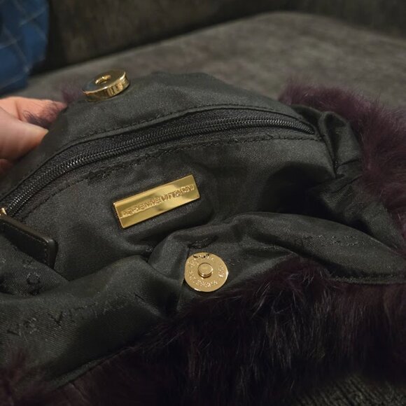 Adrienne Vittadini Hand Bag Tote Rabbit Fur Patent Leather Black - Picture 3 of 4